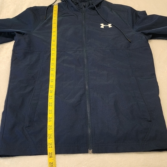 Under Armour size Small Navy rain jacket - Picture 9 of 10